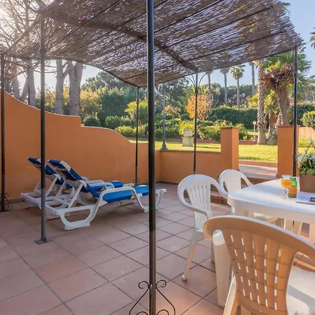 25 Lola Flores * סן טרופז