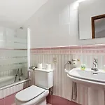 25 Lola Flores Vila