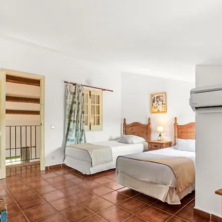 Villa 25 Lola Flores Saint-Tropez