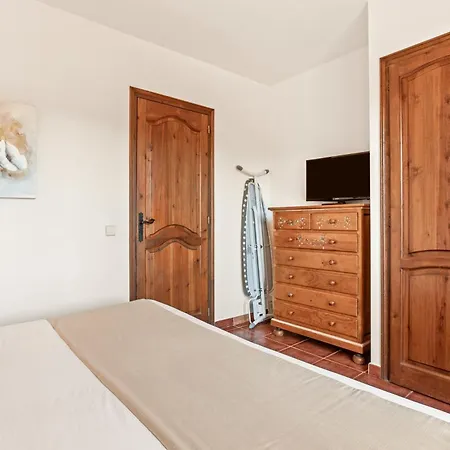 25 Lola Flores 别墅